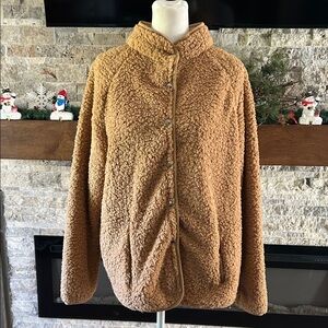 Cozy Tan Sherpa Jacket size medium